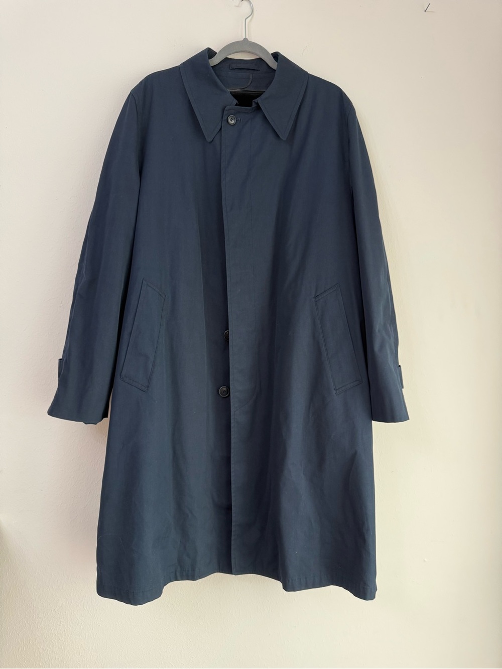 London Fog blue trench coat with soft lining. 42 Long #trenchcoat #outerwear